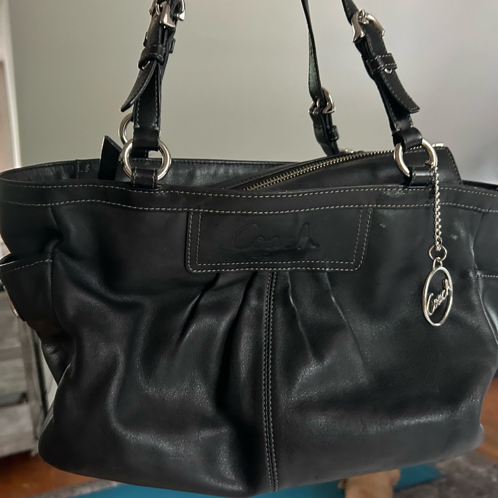 VGUC Coach Authentic vintage shoulder bag